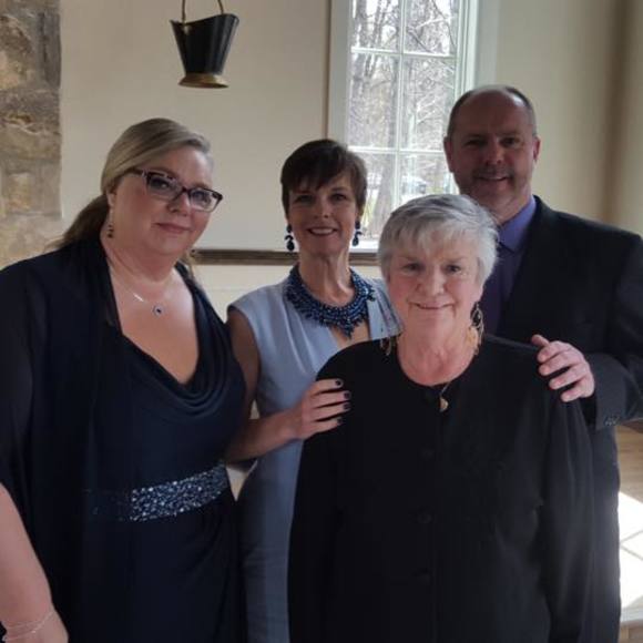 Meet your Posher, Yvonne - Picture 1 of 1